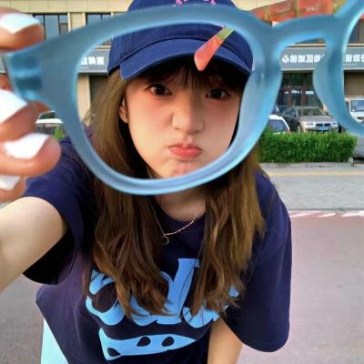 蝙蝠侠与哈莉·奎恩