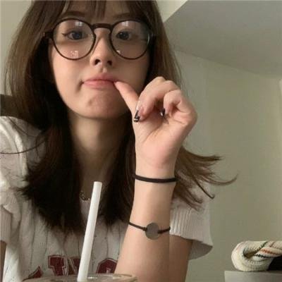 舔女神三年我无敌了